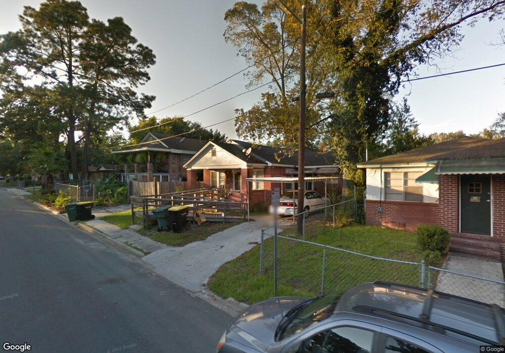 820 W 50th St, Savannah, GA 31405 - photo 1