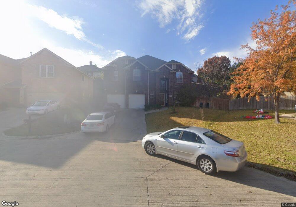 405 Ridgeview Ct, Hurst, TX 76053 - photo 1