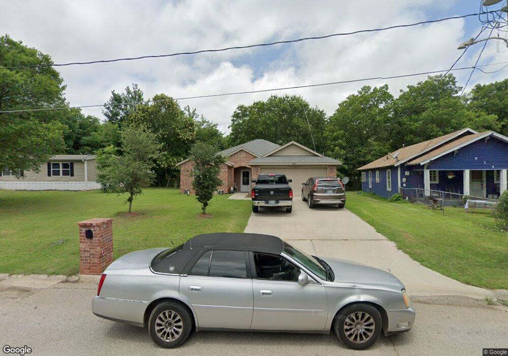 909 I St NE, Ardmore, OK 73401 - photo 1