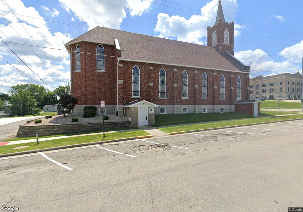 206 E Main St, West Union, IA 52175 - photo 1