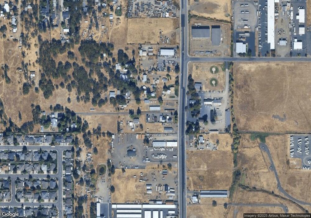 5293 Table Rock Rd, Central Point, OR 97502 - photo 1