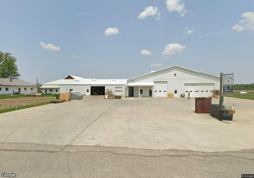 10101 Shively Rd, Nappanee, IN 46550 - photo 1