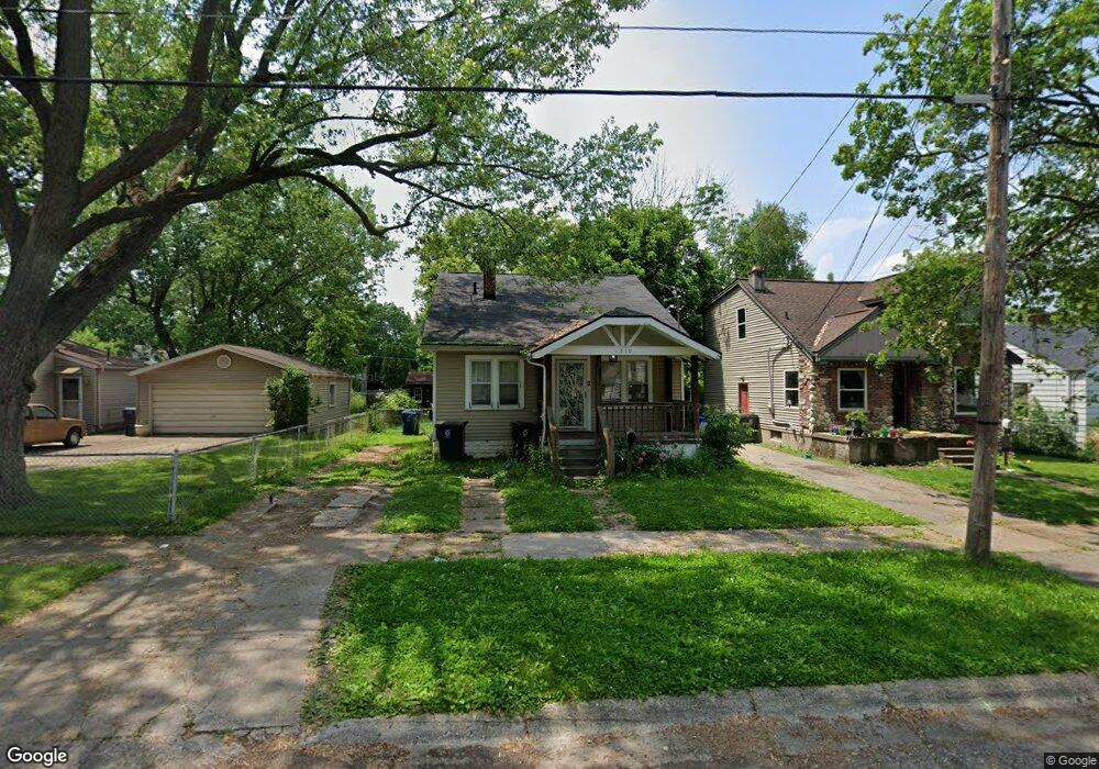 1310 Mann Ave, Flint, MI 48503 - photo 1