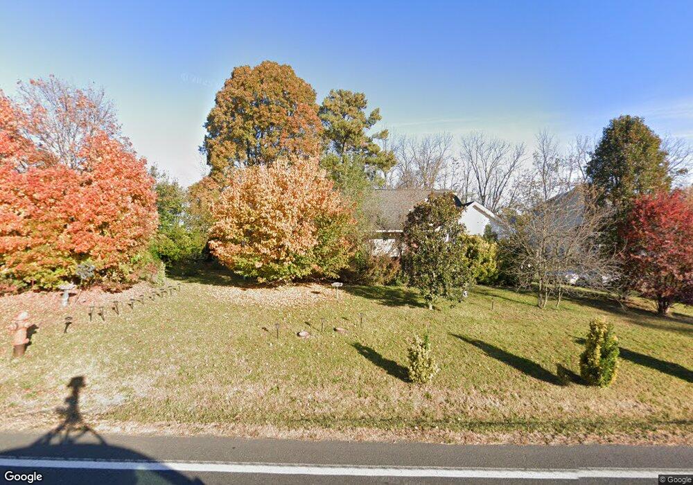 202 N Greenway Ave, Boyce, VA 22620 - photo 1