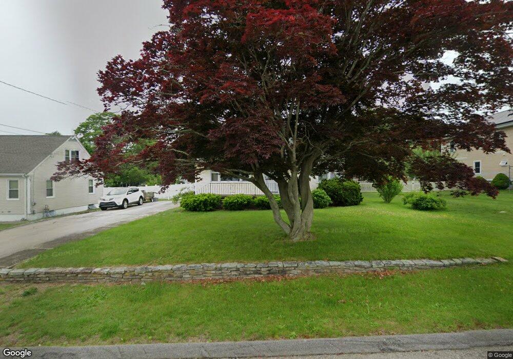 33 Longvue Ave, Westerly, RI 02891 - photo 1