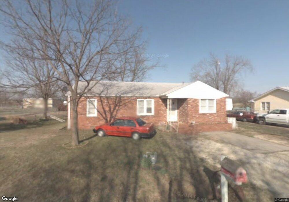 411 N Spencer St, Chouteau, OK 74337 - photo 1