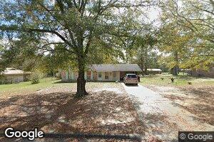 911 E Highland Ave, Geneva, AL 36340