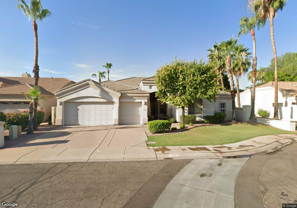 1433 E Catamaran Dr, Gilbert, AZ 85234 - photo 1