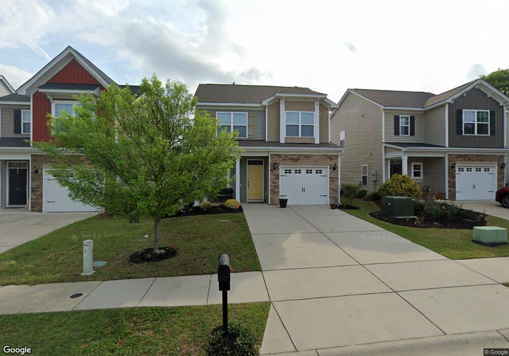 521 Finnegan Ln, West Columbia, SC 29169 - photo 1