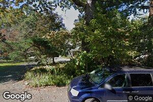 52 Wellesley Cir, Glen Echo, MD 20812