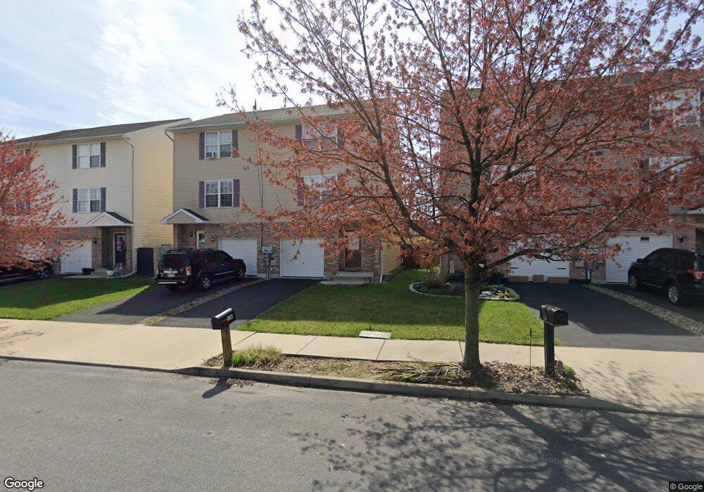 956 W Tioga St, Allentown, PA 18103 - photo 1