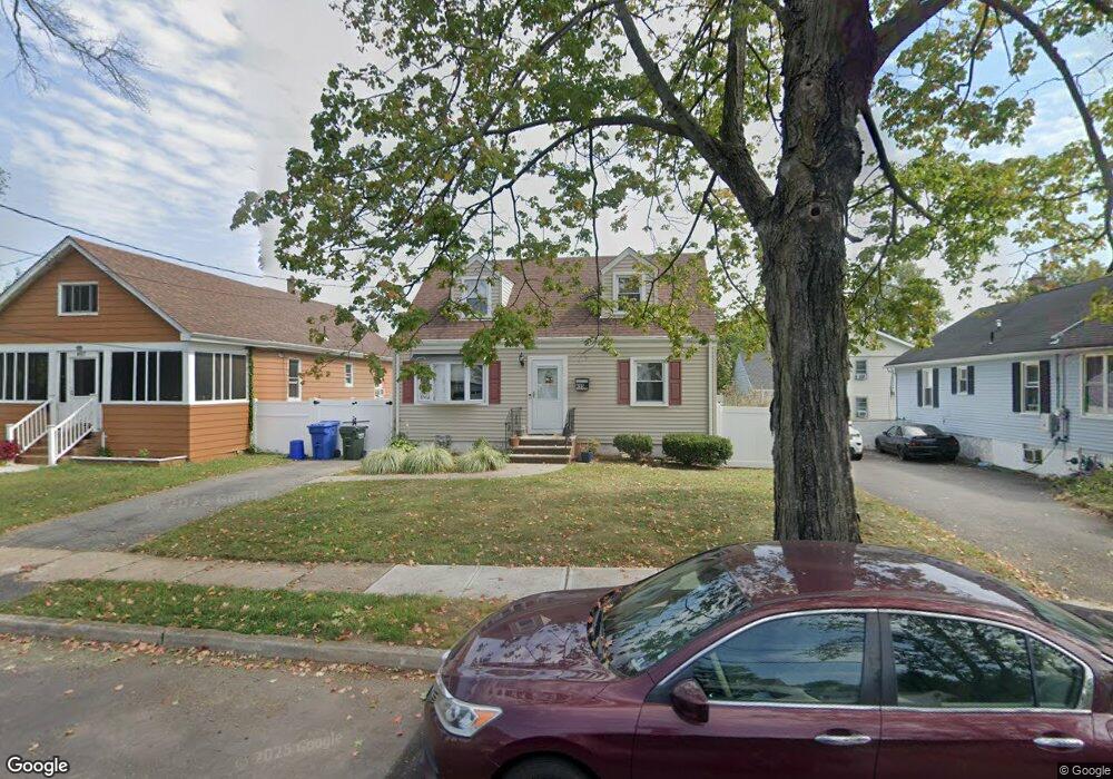 495 Valmere Ave, Piscataway, NJ 08854 - photo 1