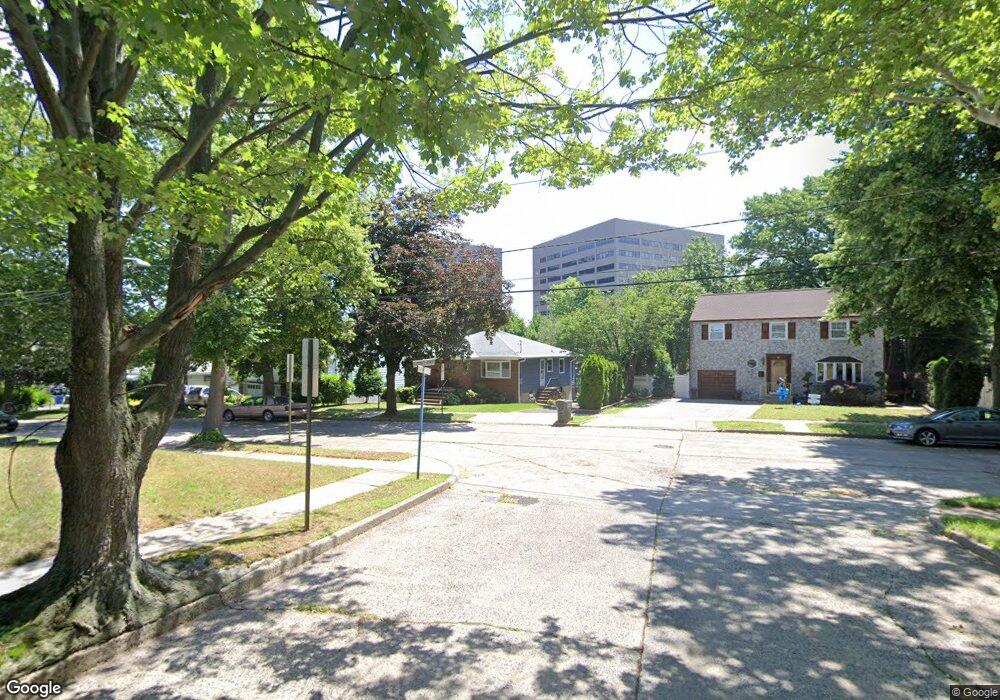 9 Elycroft Pkwy, Rutherford, NJ 07070 - photo 1