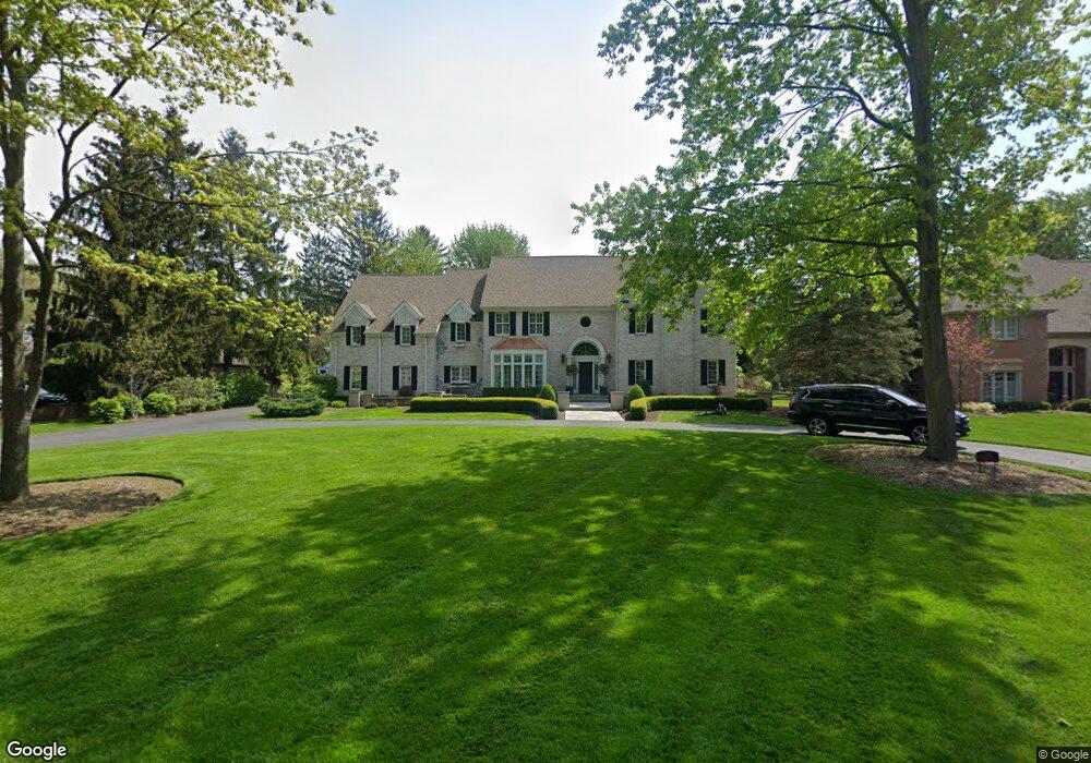 2738 Westchester Rd, Ottawa Hills, OH 43615 - photo 1