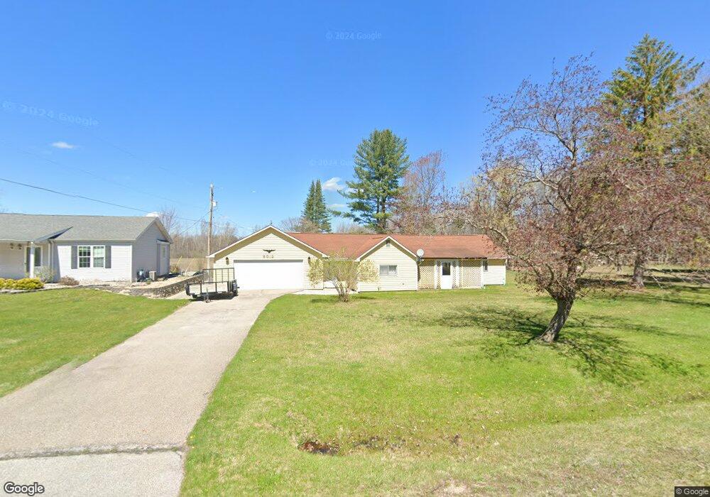 6012 Countryside Dr, Midland, MI 48642 - photo 1