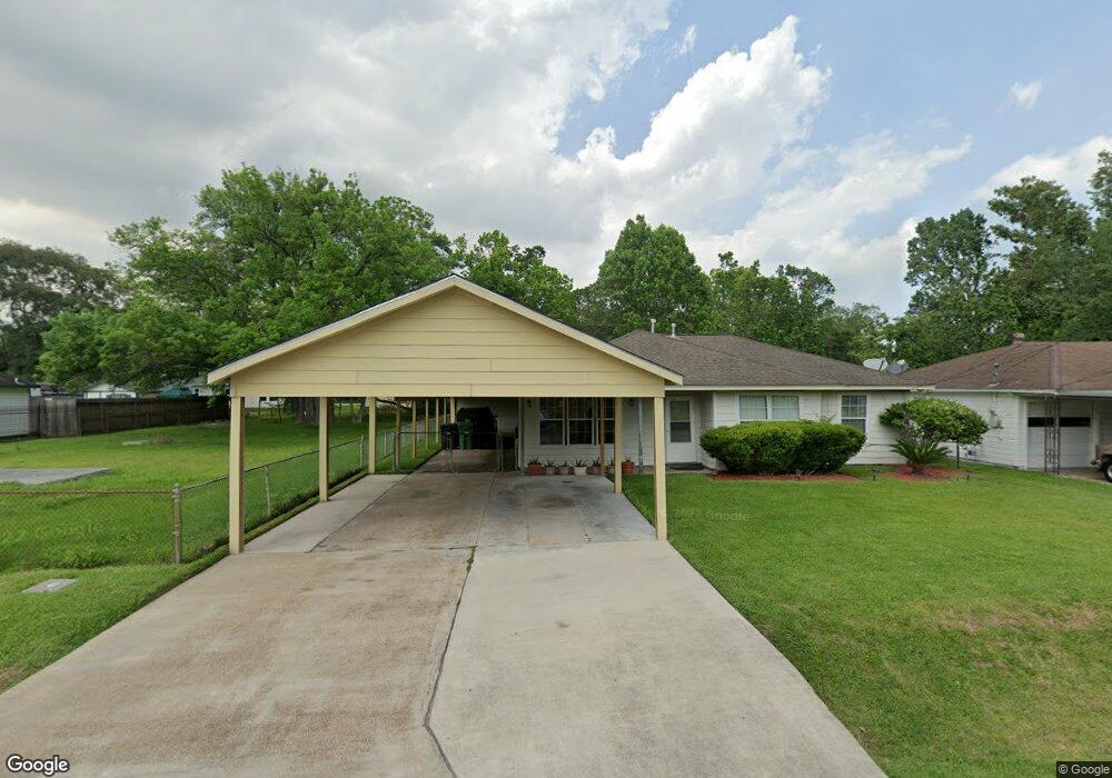 7425 Weyburn St, Houston, TX 77028 - photo 1