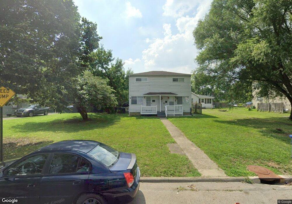 2267-2269 Hiawatha Park Dr, Columbus, OH 43211 - photo 1