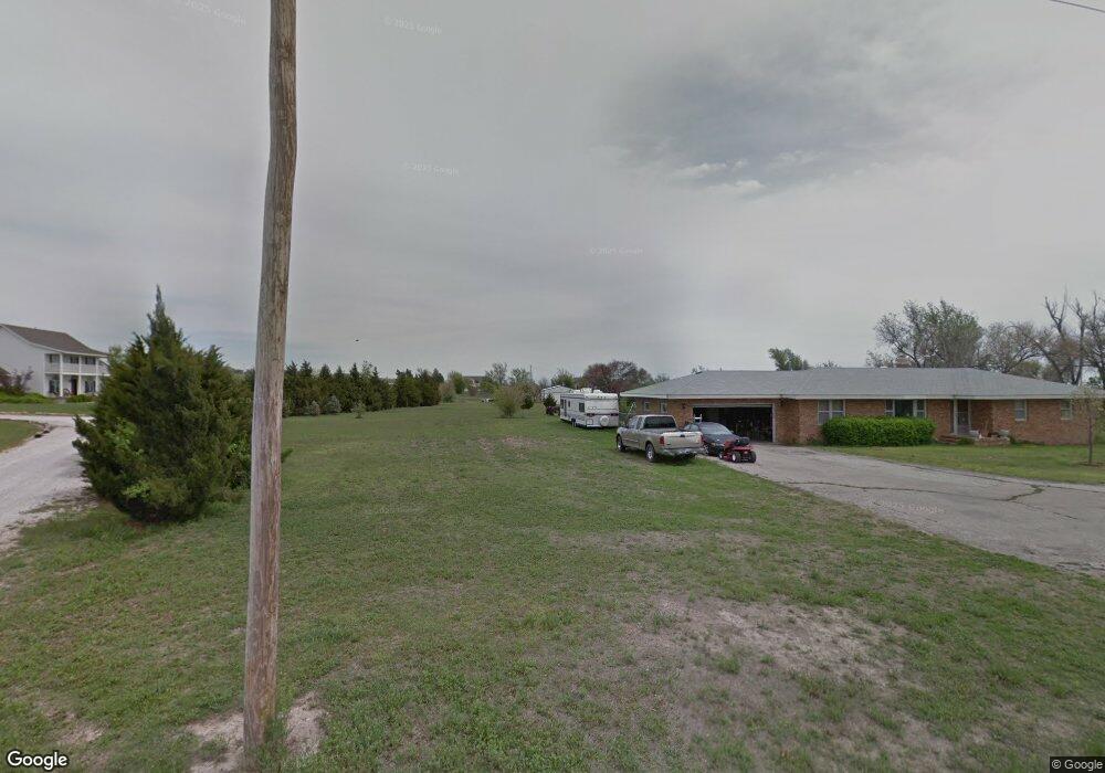 112 N 7th St, Cimarron, KS 67835 - photo 1