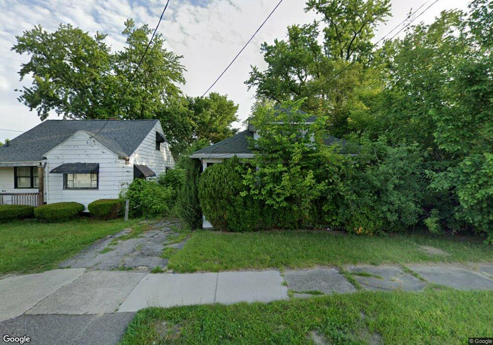 745 E Foss Ave, Flint, MI 48505 - photo 1