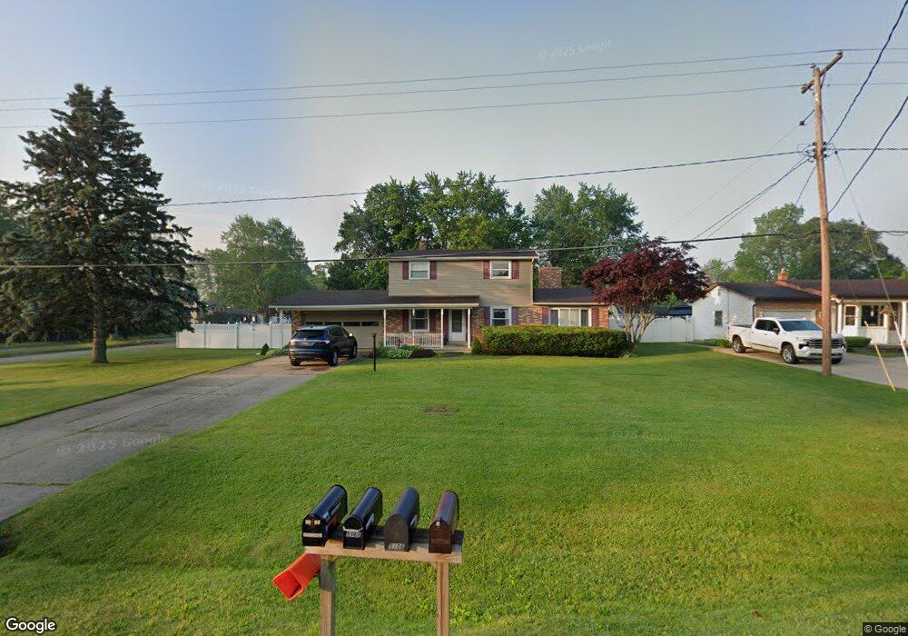 5156 E Carpenter Rd, Flint, MI 48506 - photo 1