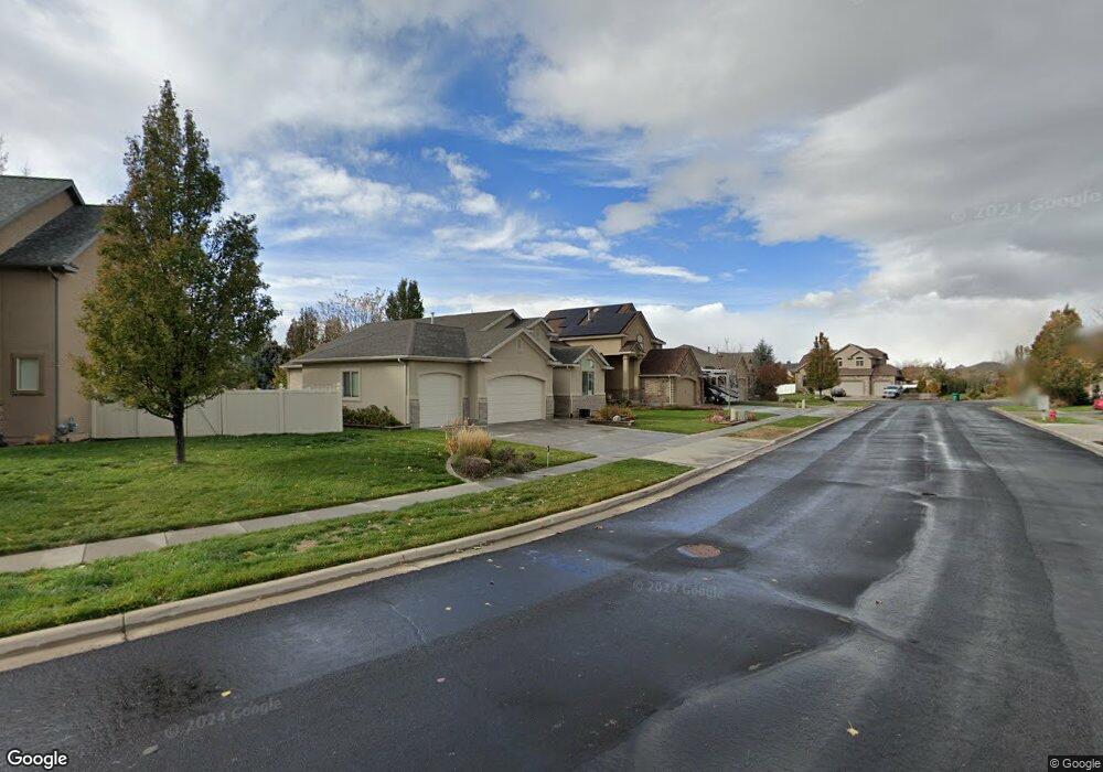 746 S Abbey Way, Layton, UT 84041 - photo 1