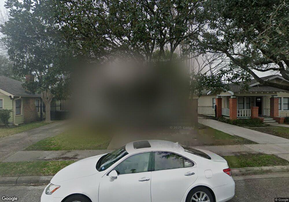 1014 W Gardner St, Houston, TX 77009 - photo 1