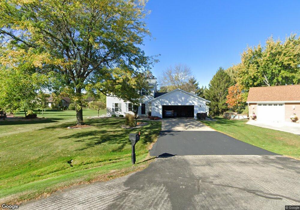 N9639 Crystal Ct, Appleton, WI 54915 - photo 1