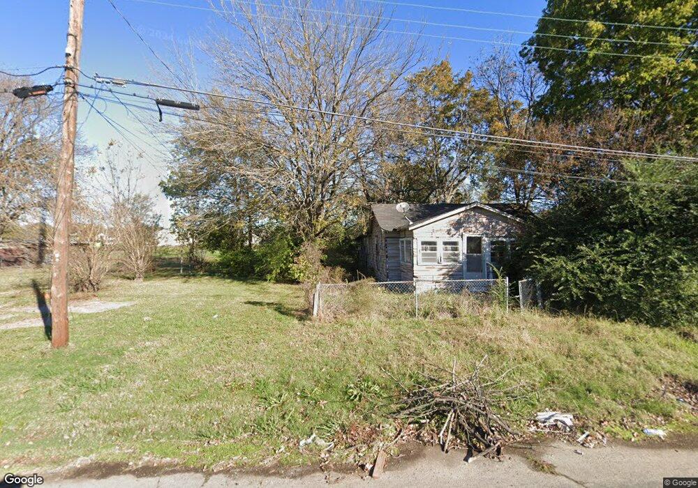 708 W Jefferson St, Stuttgart, AR 72160 - photo 1
