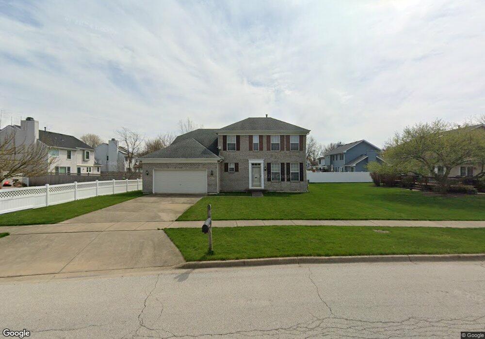 957 Westgate Dr, Aurora, IL 60506 - photo 1