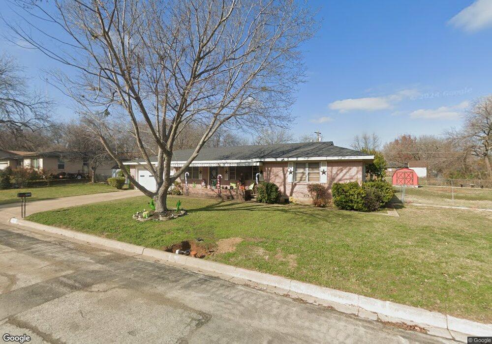 1428 W Water St, Weatherford, TX 76086 - photo 1