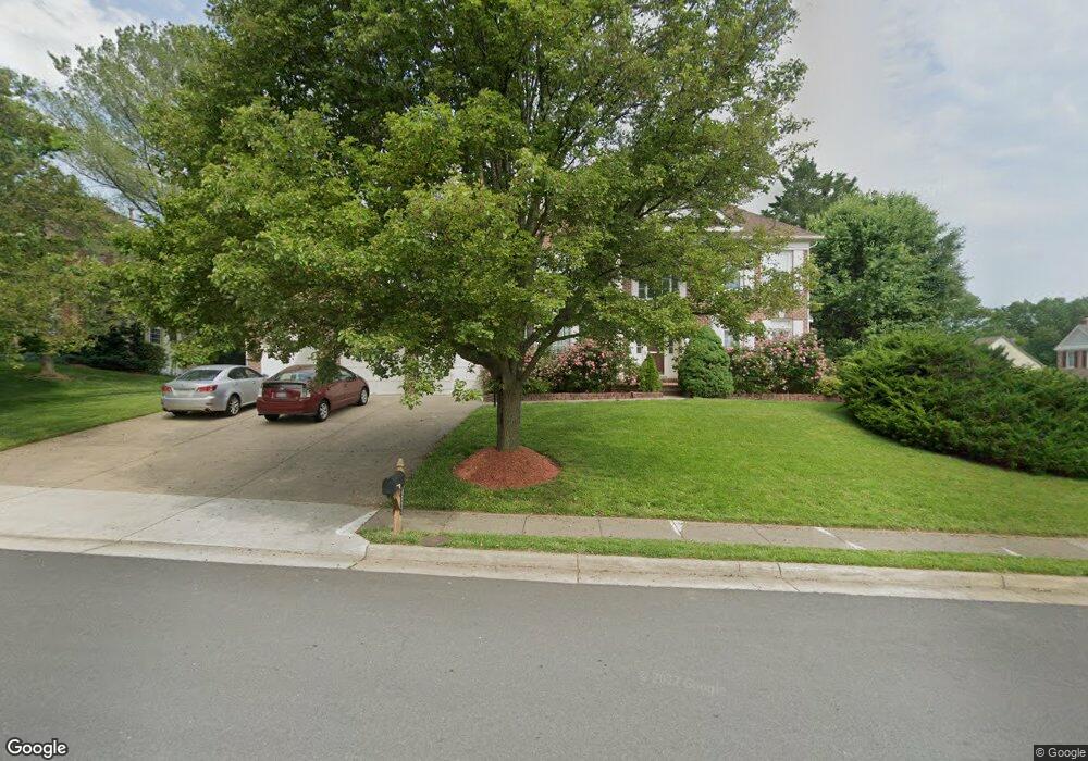 12600 Blythewood Dr, Fairfax, VA 22030 - photo 1