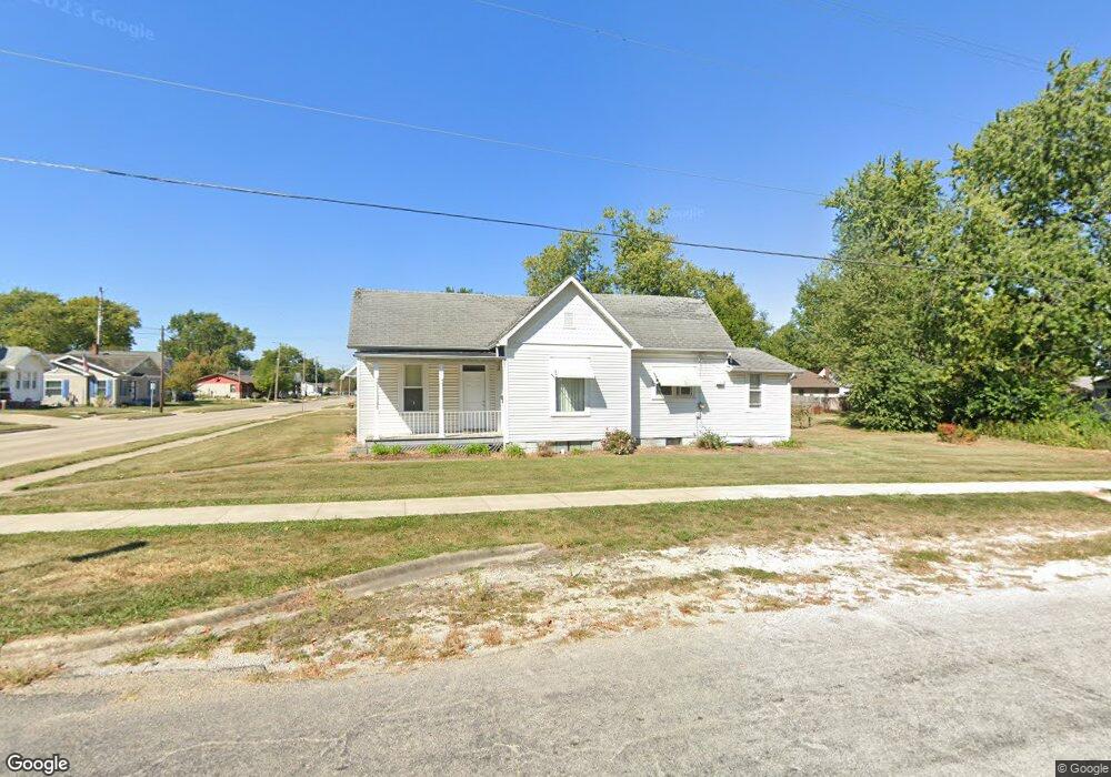 800 W Saint Anthony Ave, Effingham, IL 62401 - photo 1