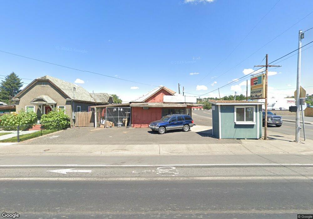 1303 SW Emigrant Ave, Pendleton, OR 97801 - photo 1