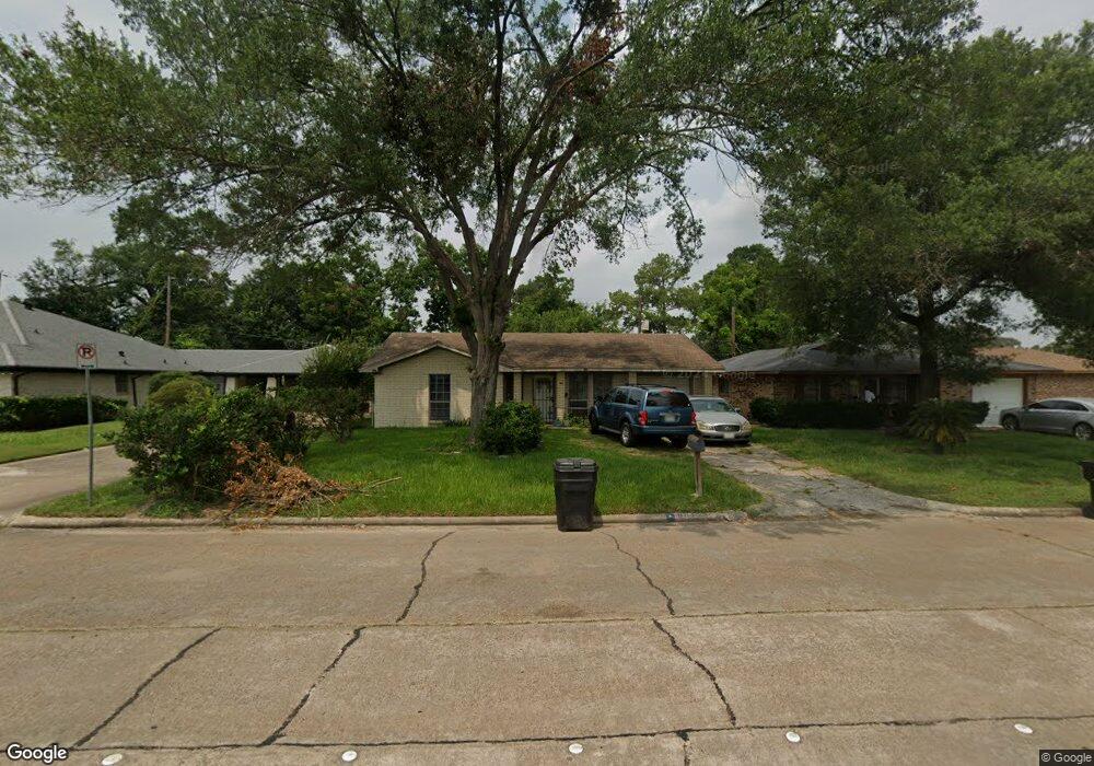 9815 Camay Dr, Houston, TX 77016 - photo 1