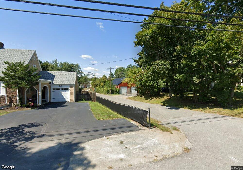 301 High St, Somersworth, NH 03878 - photo 1