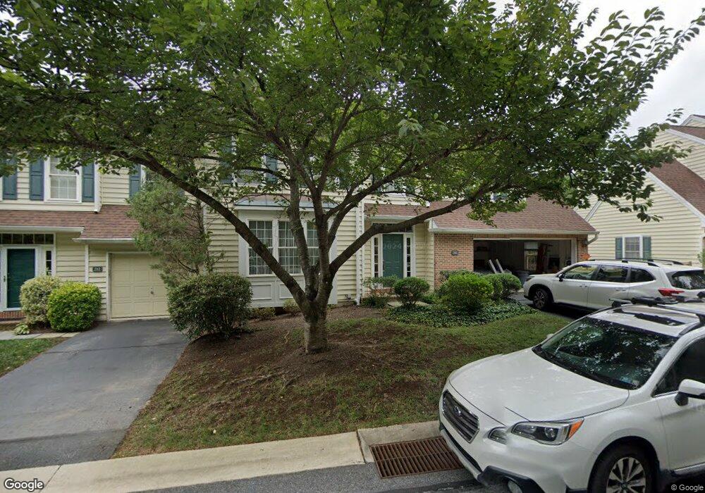 210 Hillsboro Mills Ln unit 54, Wallingford, PA 19086 - photo 1