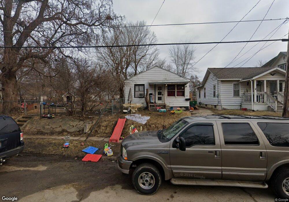 1238 Markham St, Flint, MI 48507 - photo 1