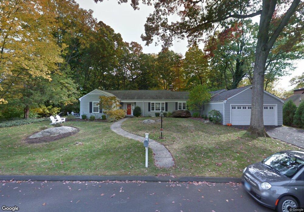 83 Harwich Rd, Fairfield, CT 06825 - photo 1