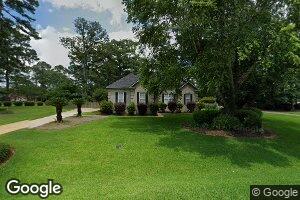 2818 W Doublegate Dr, Albany, GA 31721