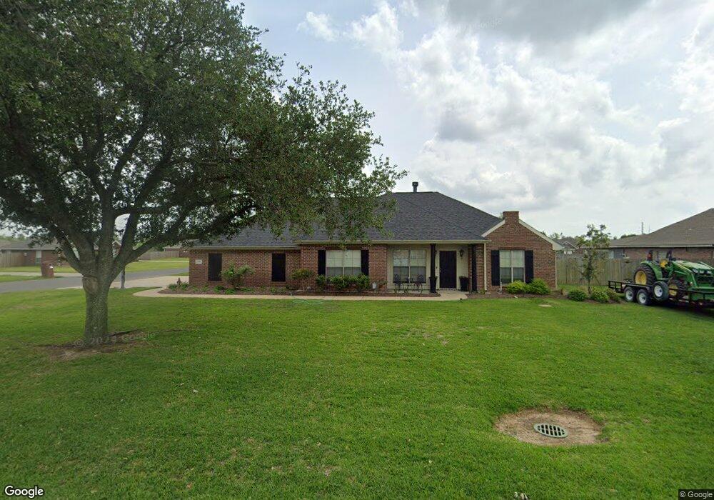 2761 Grayson Ln, Lake Charles, LA 70605 - photo 1