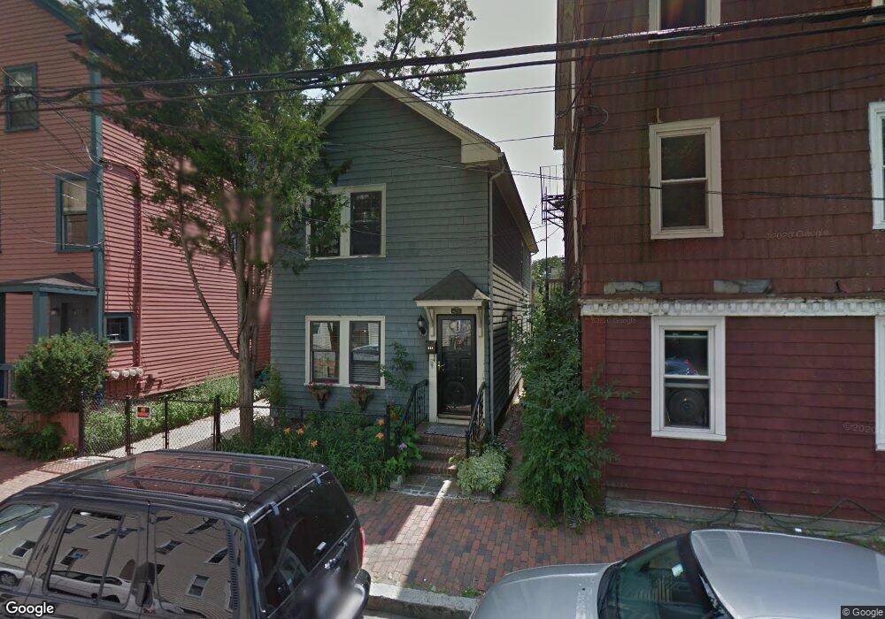 428 Franklin St unit 2B-3, Cambridge, MA 02139 - photo 1