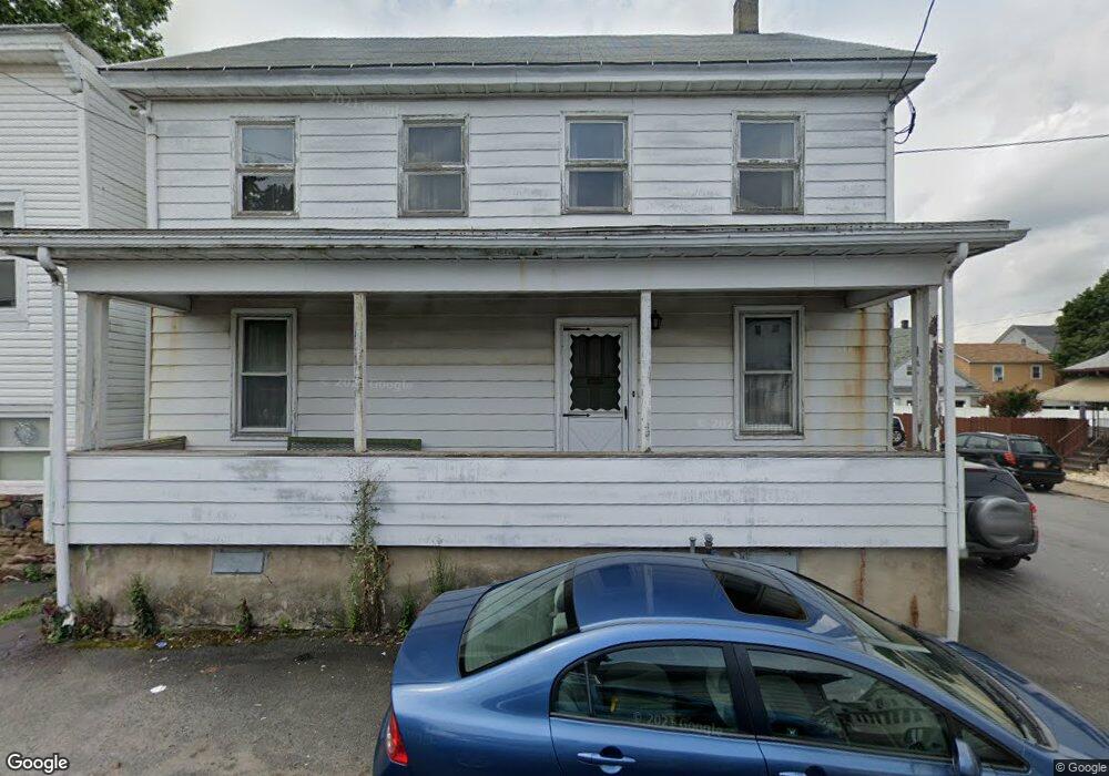 922 W 5th St, Hazleton, PA 18201 - photo 1