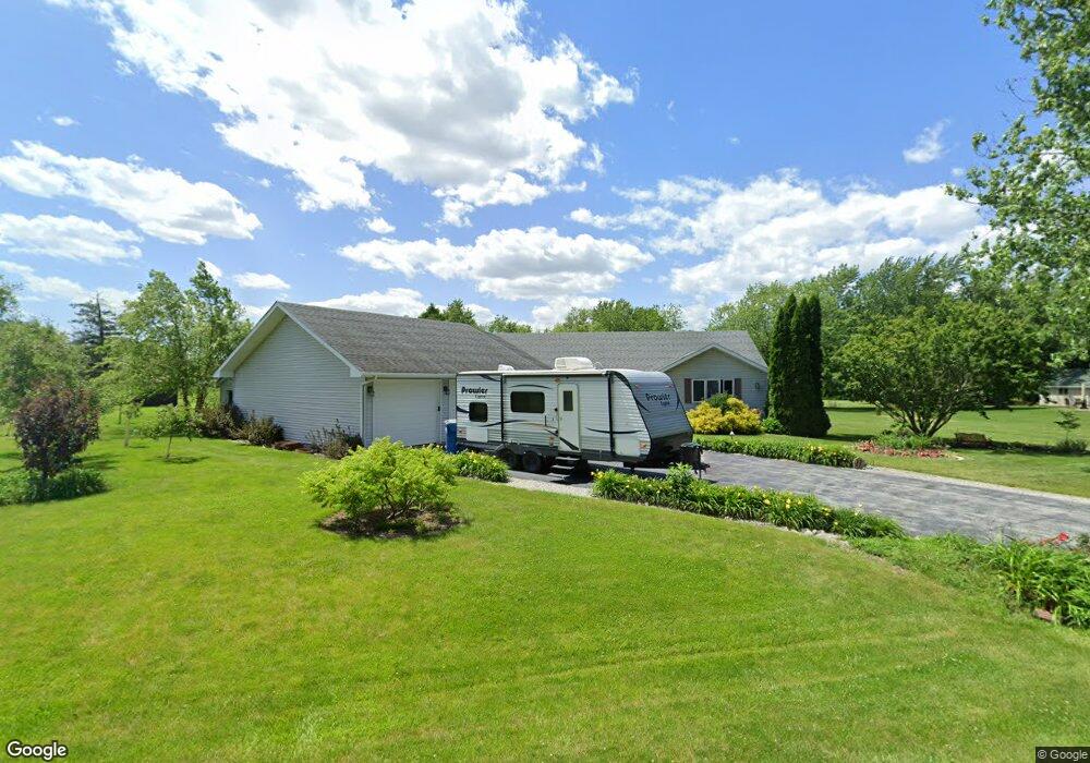 27006 S Juniper Dr, Crete, IL 60417 - photo 1