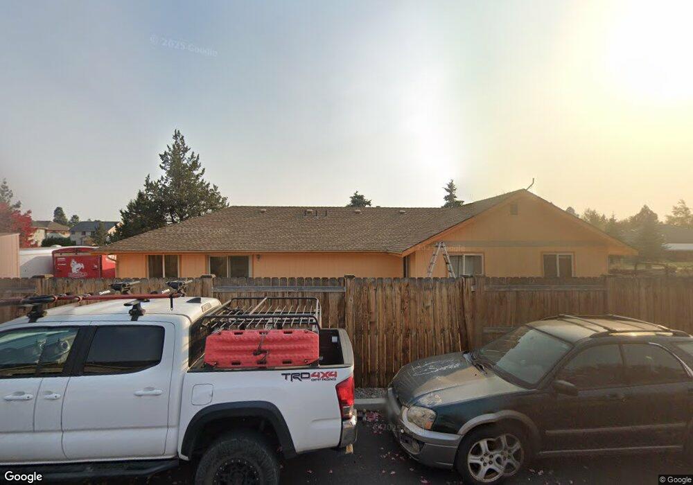 21170 Sunburst Ct, Bend, OR 97702 - photo 1