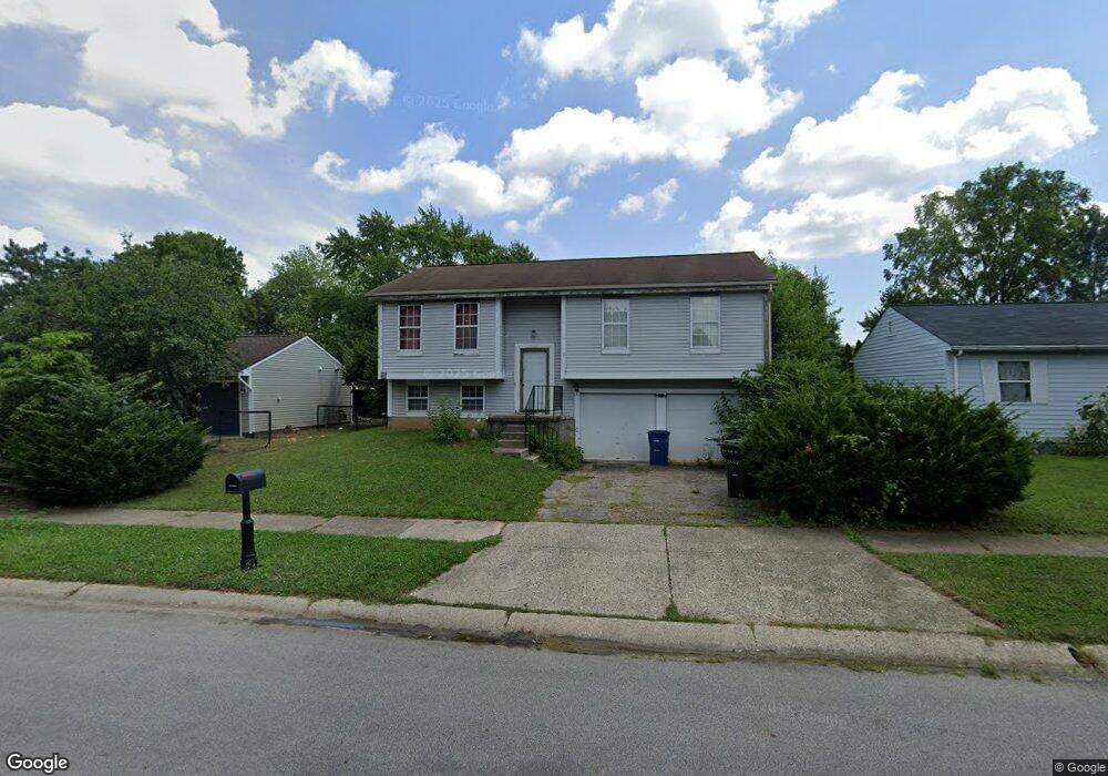 1592 Red Leaf Ln, Columbus, OH 43223 - photo 1