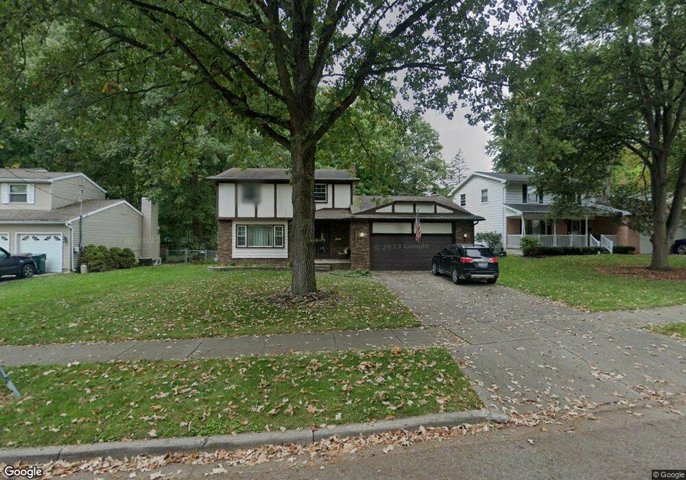 3008 Sunderland Rd, Lansing, MI 48911 - photo 1