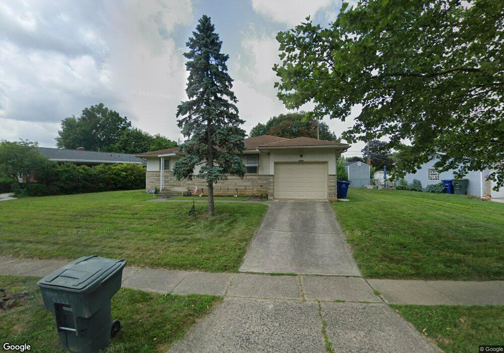 4459 Wetmore Rd E, Columbus, OH 43224 - photo 1