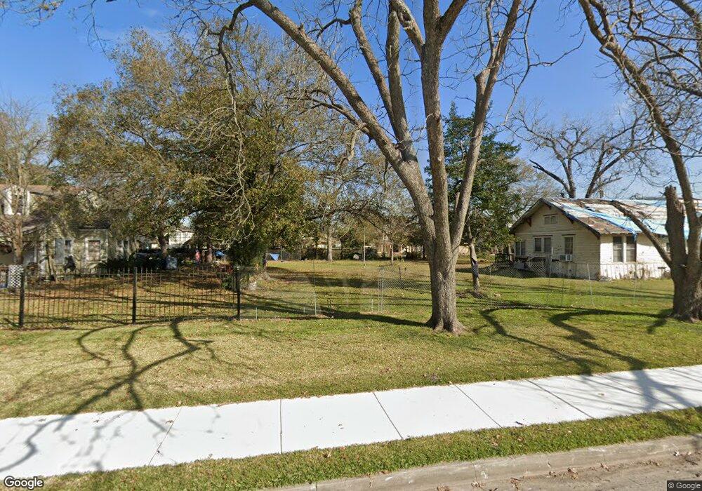 8025 Hartford St, Houston, TX 77017 - photo 1