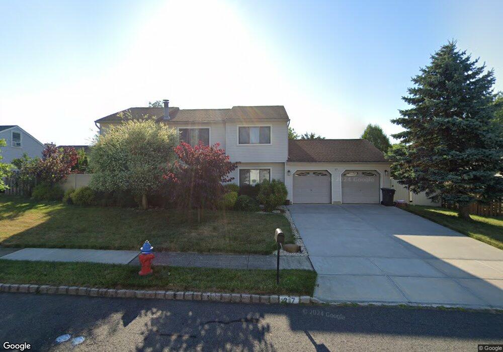 27 Meadow Ln, Old Bridge, NJ 08857 - photo 1