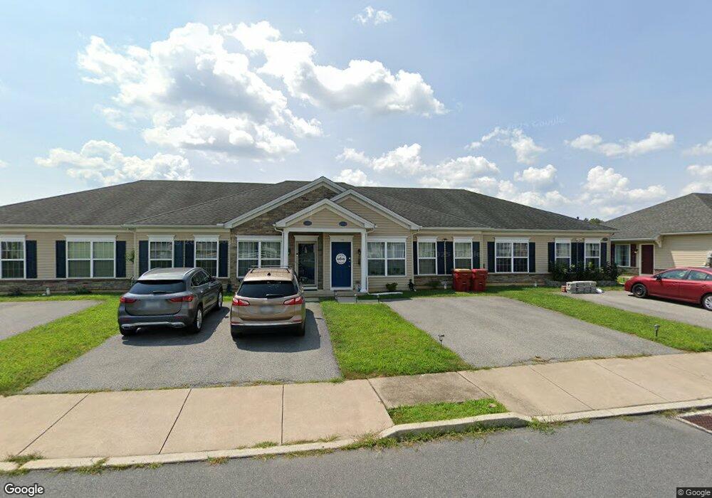 1966 Mercer Way unit Lt49, Easton, PA 18040 - photo 1